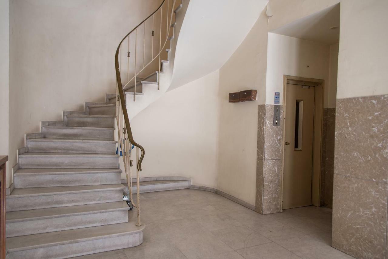Darsiss 2 - Museum Apartment Atina Dış mekan fotoğraf